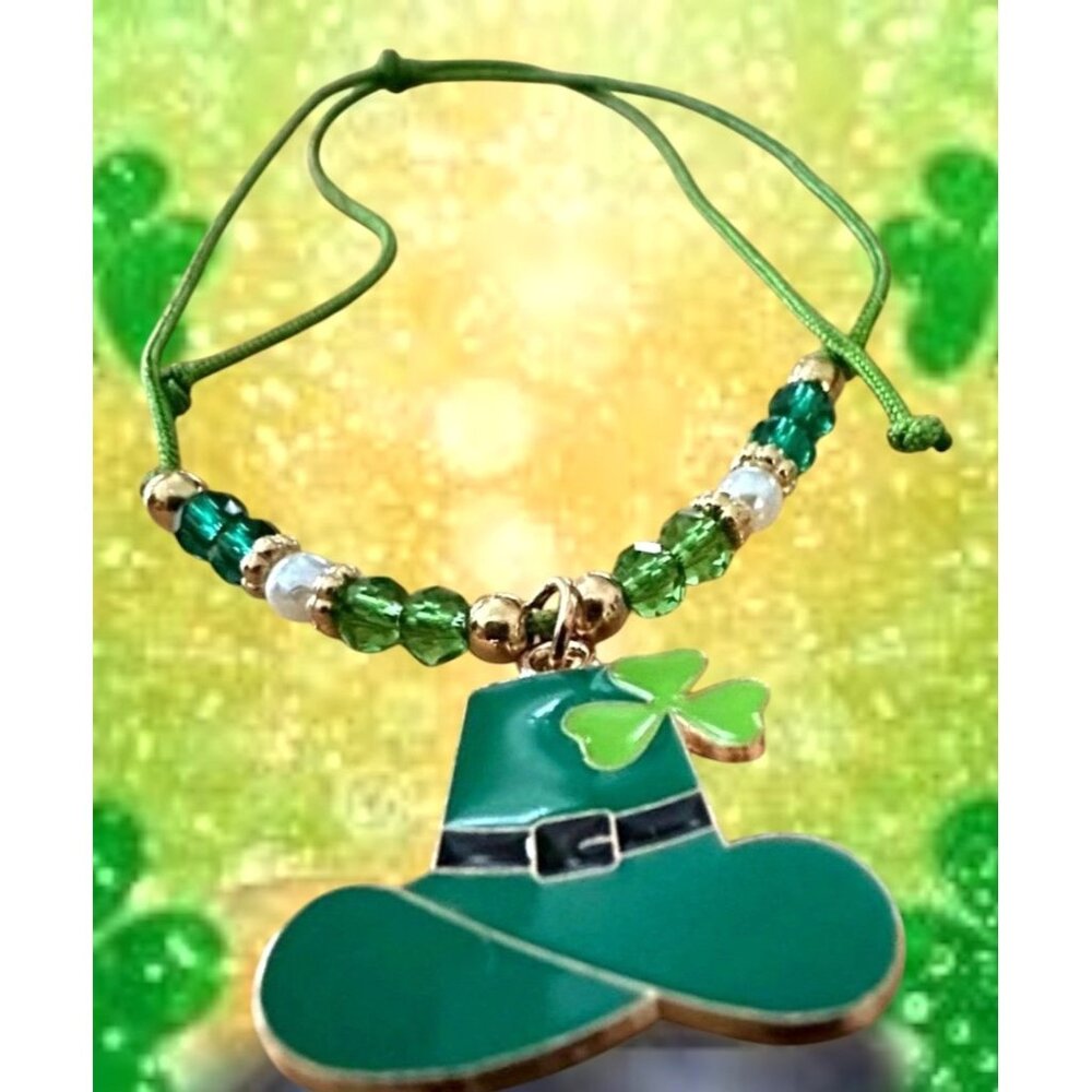 St Patricks Day Knotted String Beaded Bracelet Leprechaun Hat Shamrock C…